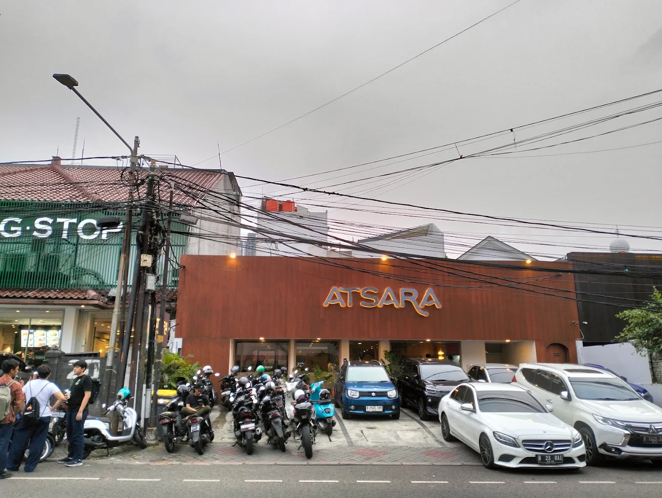 Trisara Coffee & Eatery